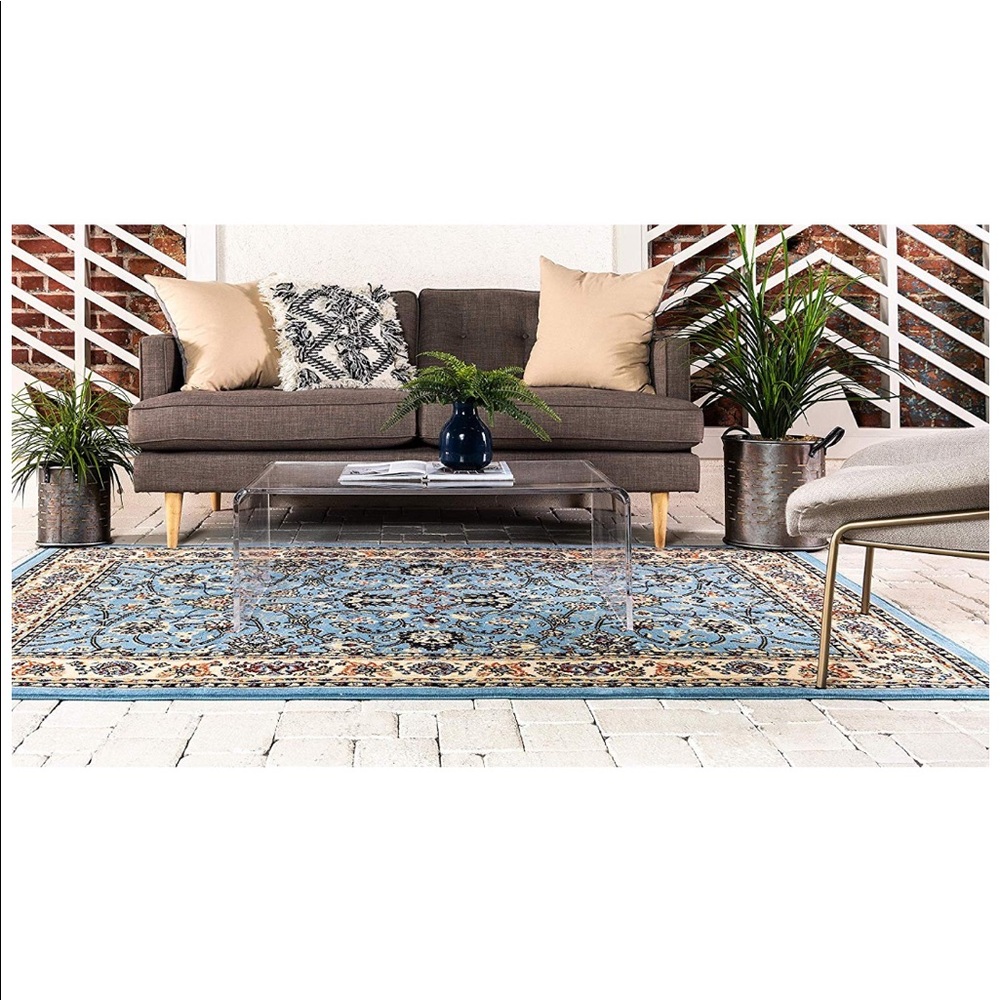 Traditional Area Rug Light Blue Floral 4’ x 6’ - Picture 4 of 8